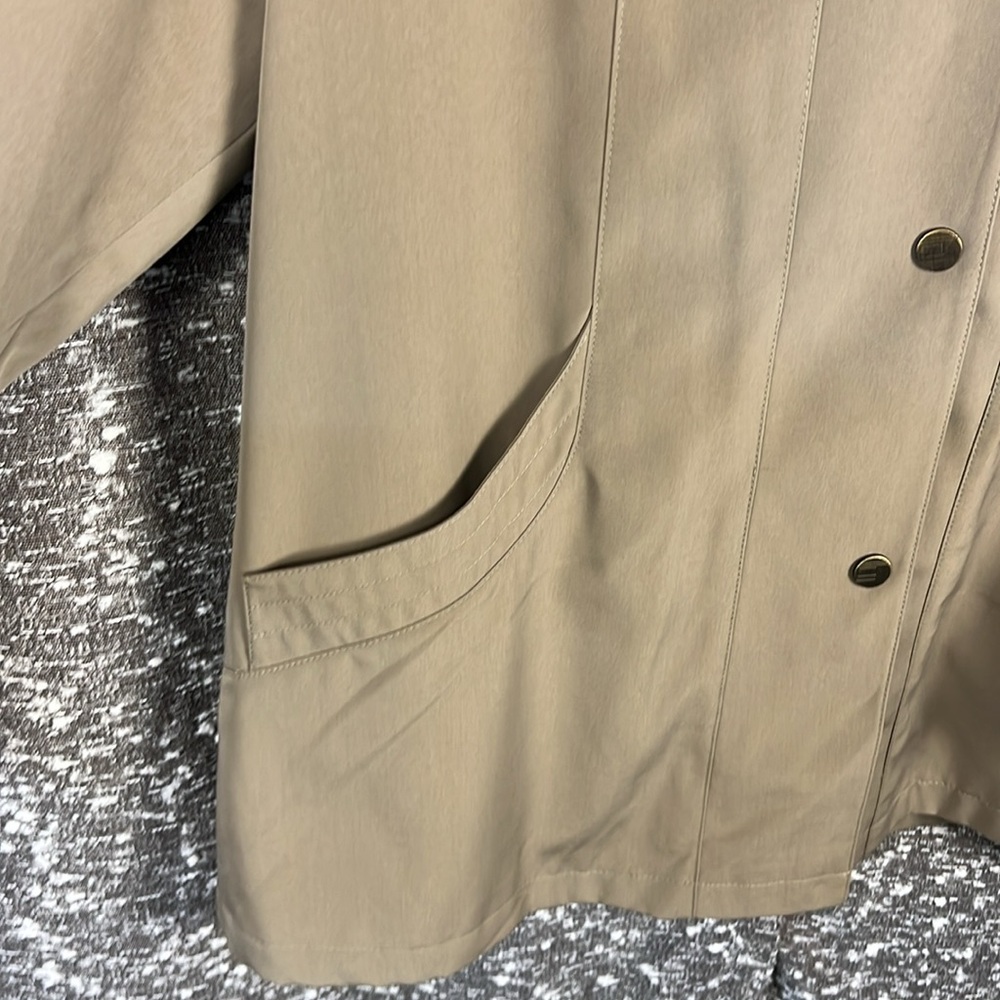 Gallery Snap Button Up Jacket With Pockets - image 5